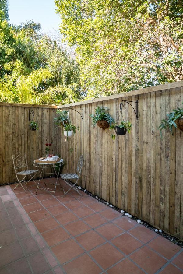 The Beautiful South Guesthouse Stellenbosch Exterior photo